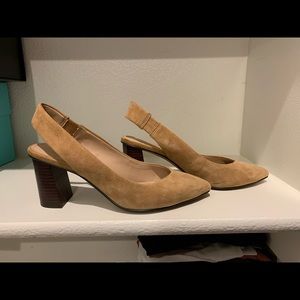 Banana Republic block heel slingback pumps